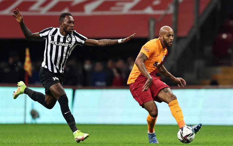 Aslan kaçtı, Altay yakaladı Aslan kaçtı, Altay yakaladı