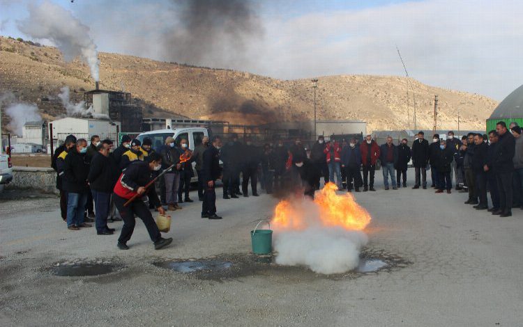Malatya’da Yangın ve Kurtarma Eğitimi verildi Malatya’da Yangın ve Kurtarma Eğitimi verildi