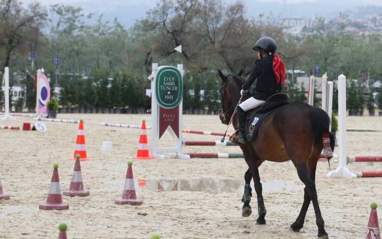 Küçük biniciler nefes kesti