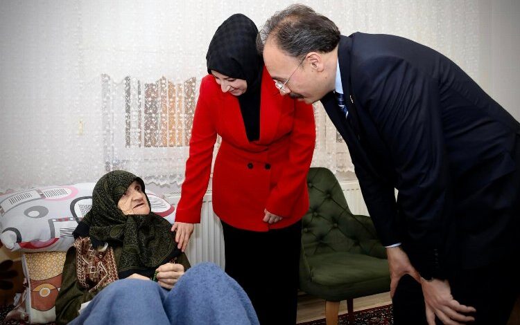 Bilecik’te şehit annesine Vali Kızılkaya’dan ziyaret