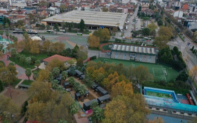 Kocaeli’nde bu lokomotifin yolu sevgiden geçiyor Kocaeli’nde bu lokomotifin yolu sevgiden geçiyor