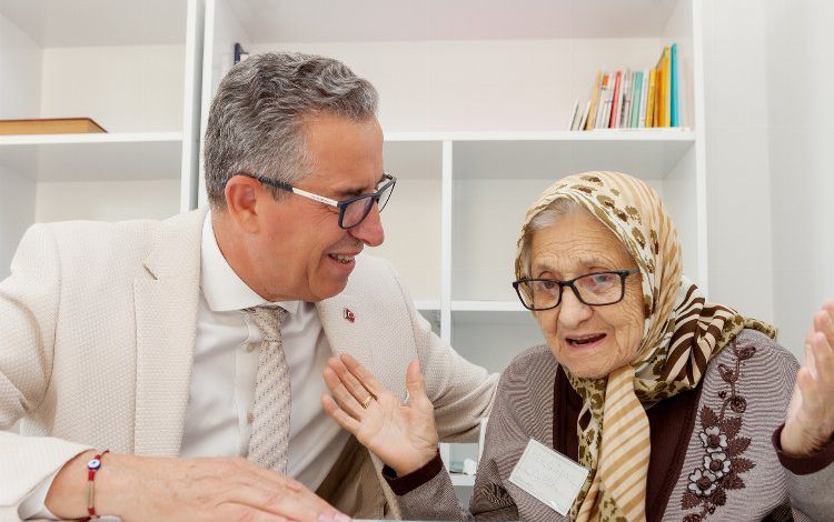 İzmir Gaziemir’de yaş alma hizmetleri başladı