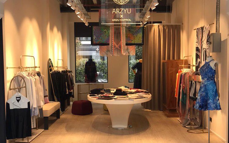 Arzu Kaprol’dan pop-up mağazalaşma Arzu Kaprol’dan pop-up mağazalaşma