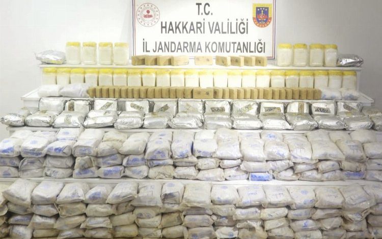 Hakkari’de Jandarma’dan uyuşturucu operasyonu
