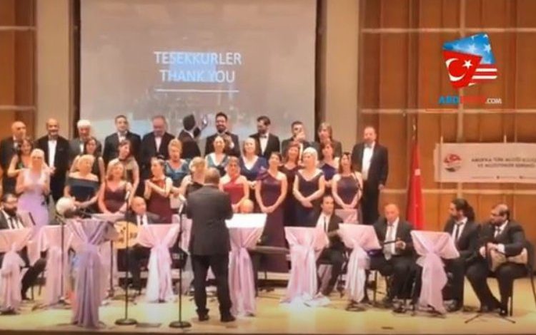 NY Vatan Korosu’nun konseri muhteşem geçti