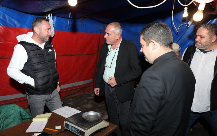 Gemlik’te zeytin üreticilerine alım noktalarında ziyaret