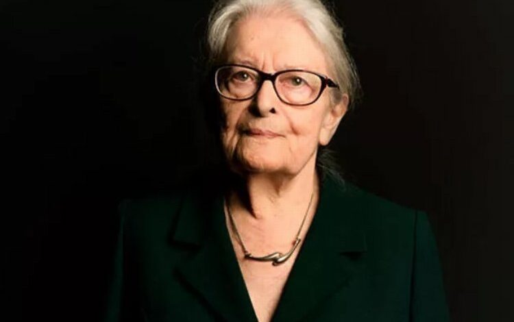 17’nci Cumhuriyet Ödülü Prof. Dr. İoanna Kuçuradi’nin