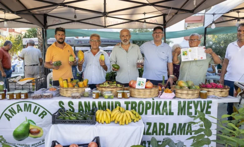 Tropikal Meyve Şenliği coşkusu