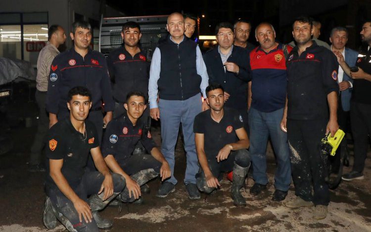 Bakanlardan Kayseri Büyükşehir’e destek teşekkürü Bakanlardan Kayseri Büyükşehir’e destek teşekkürü