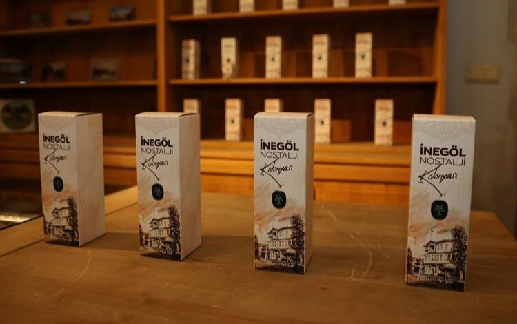 İnegöl’ün ‘nostalji’ kolonyası satışa sunuldu İnegöl’ün ‘nostalji’ kolonyası satışa sunuldu