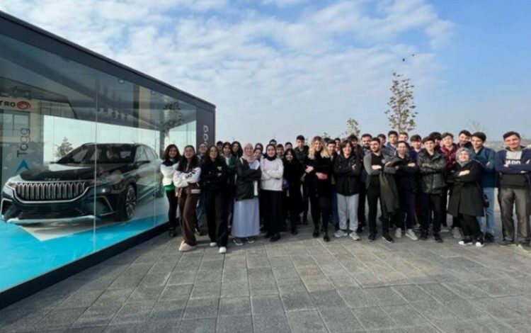 Bursa İnegöl’den bilimin merkezine yolculuk Bursa İnegöl’den bilimin merkezine yolculuk